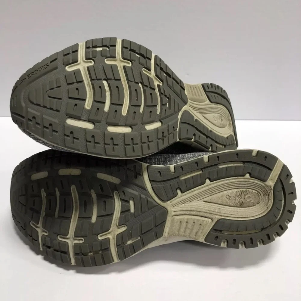 Brooks Men’s Revel 3, Gray Running Shoes, Size 10.5 M